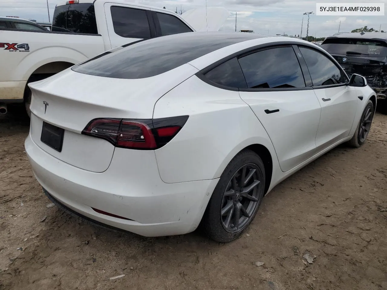 5YJ3E1EA4MF029398 2021 Tesla Model 3