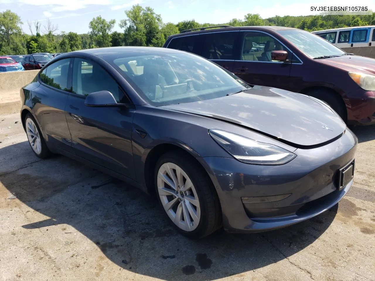 2022 Tesla Model 3 VIN: 5YJ3E1EB5NF105785 Lot: 61304654