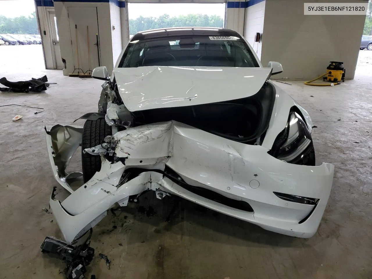 5YJ3E1EB6NF121820 2022 Tesla Model 3