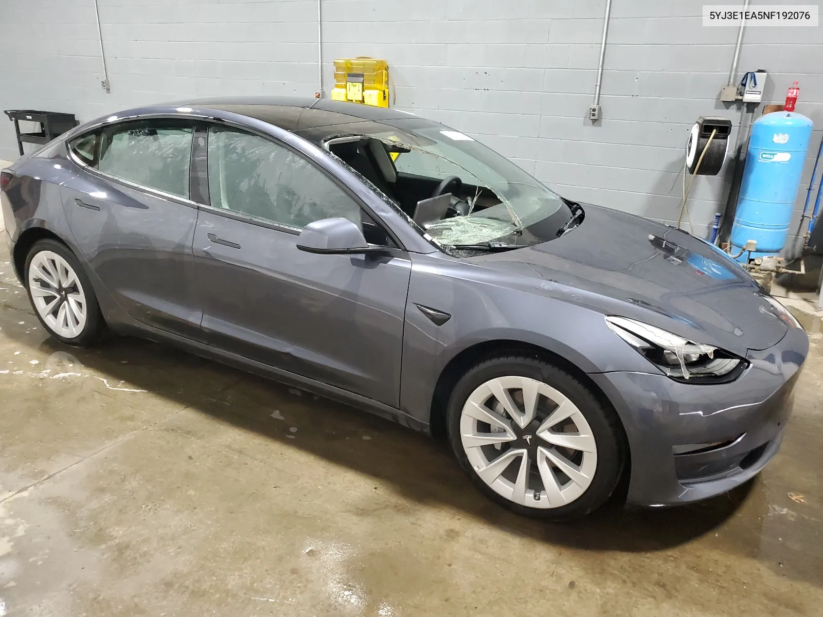 2022 Tesla Model 3 VIN: 5YJ3E1EA5NF192076 Lot: 64074424