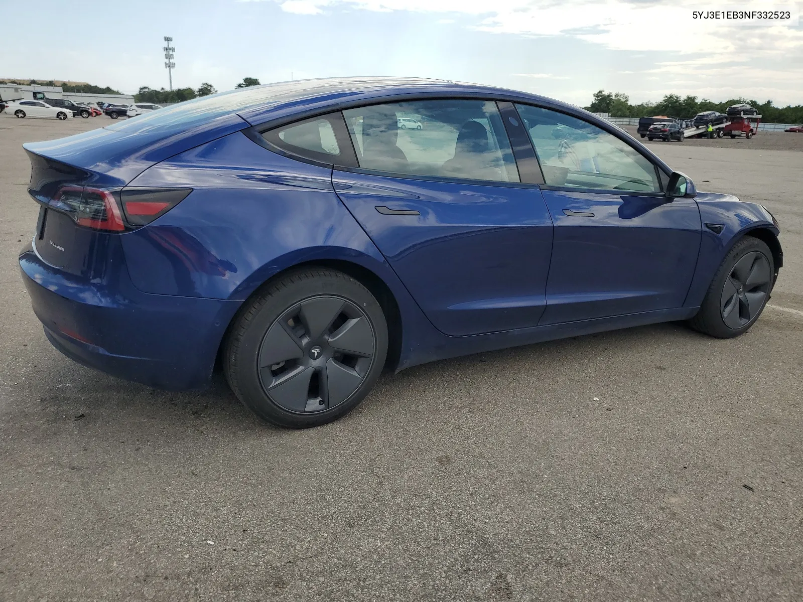 2022 Tesla Model 3 VIN: 5YJ3E1EB3NF332523 Lot: 66352934