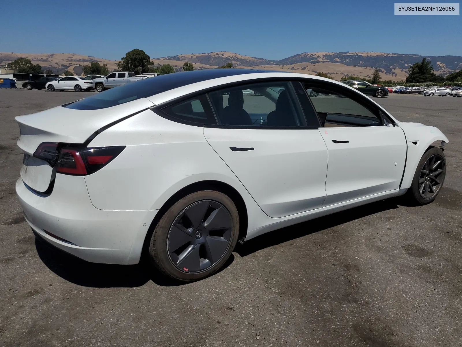 5YJ3E1EA2NF126066 2022 Tesla Model 3