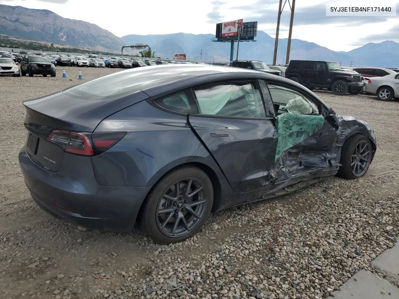 5YJ3E1EB4NF171440 2022 Tesla Model 3