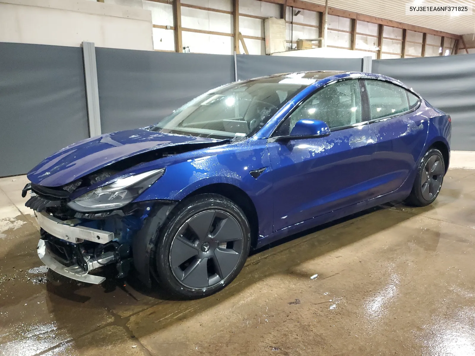 5YJ3E1EA6NF371825 2022 Tesla Model 3