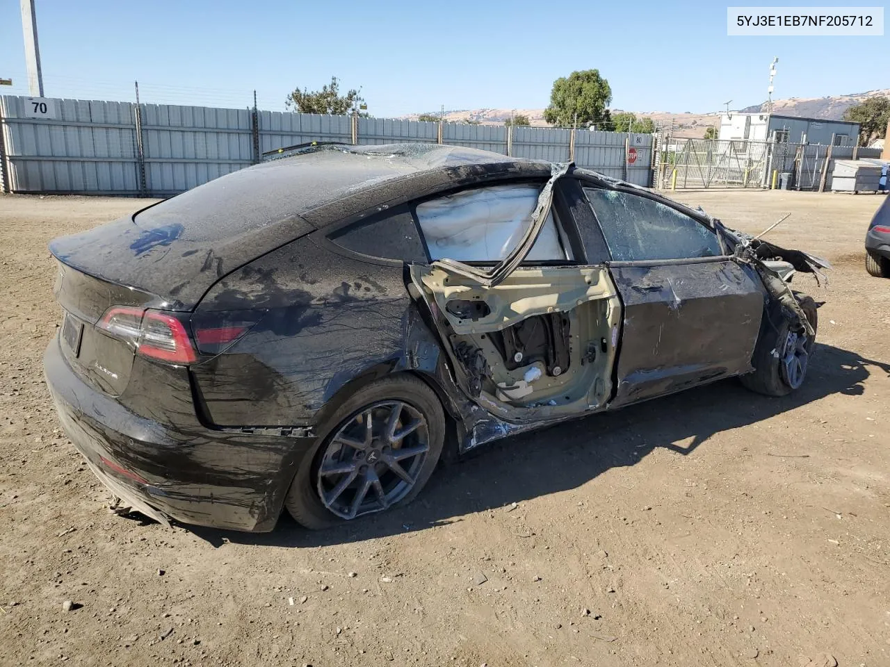 2022 Tesla Model 3 VIN: 5YJ3E1EB7NF205712 Lot: 69098744