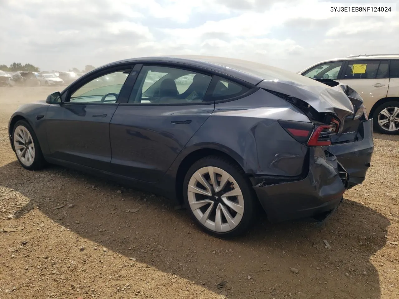 5YJ3E1EB8NF124024 2022 Tesla Model 3