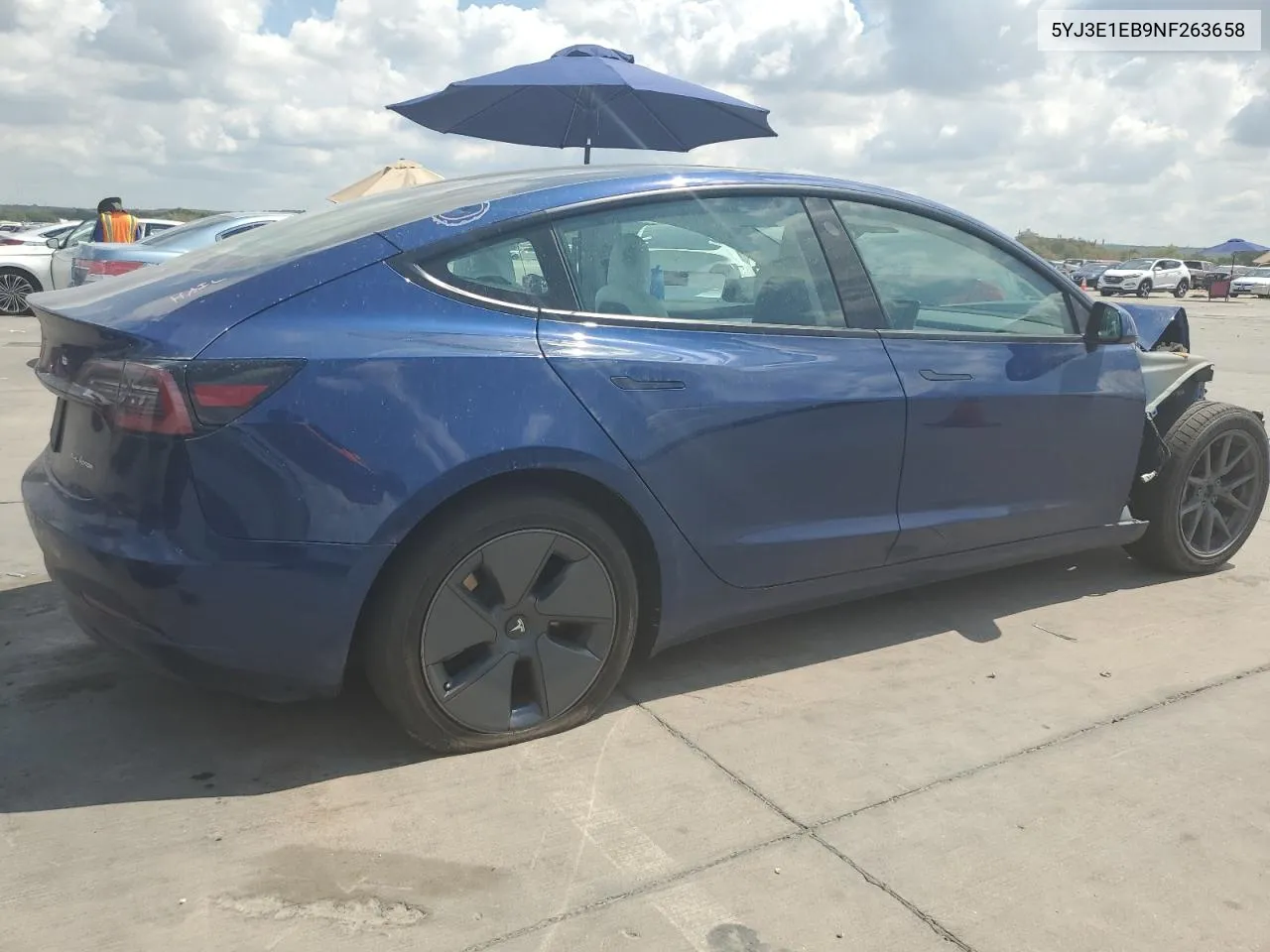 5YJ3E1EB9NF263658 2022 Tesla Model 3