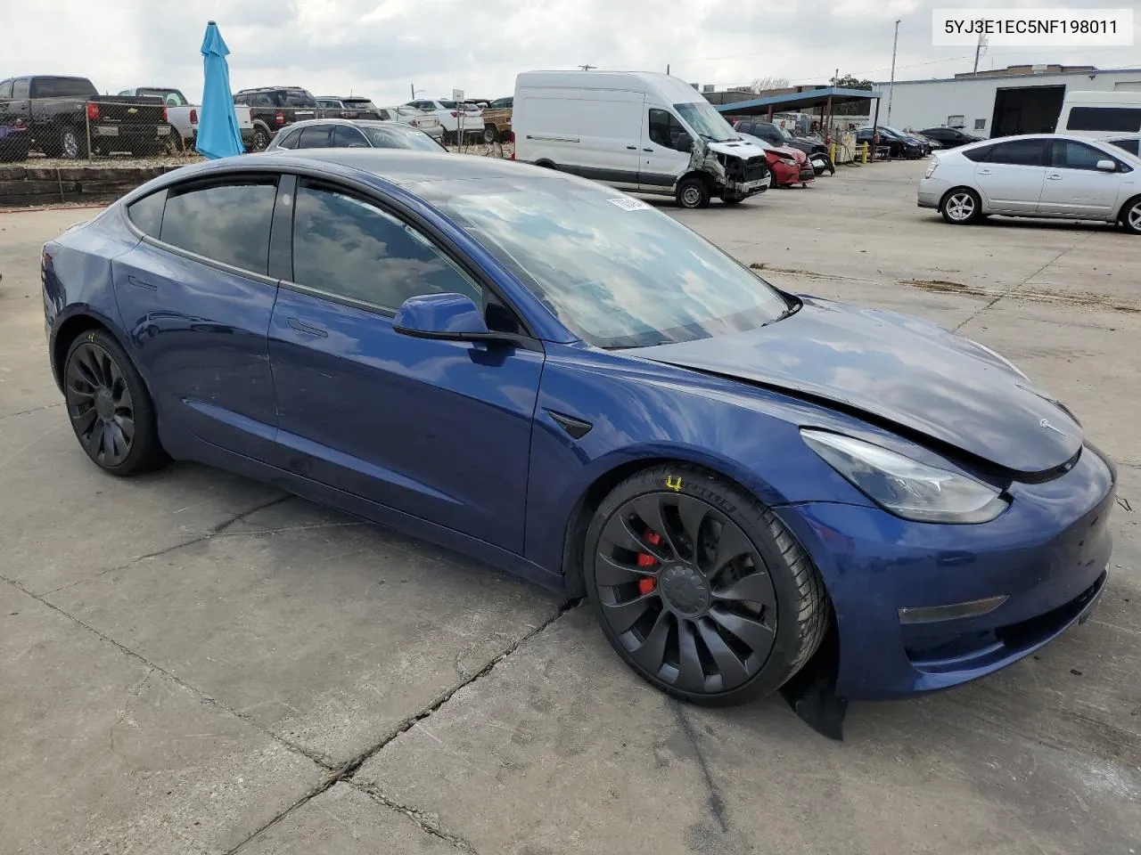 5YJ3E1EC5NF198011 2022 Tesla Model 3