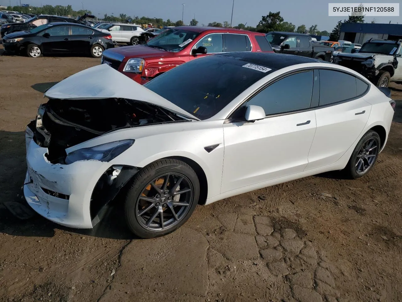 2022 Tesla Model 3 VIN: 5YJ3E1EB1NF120588 Lot: 70775154