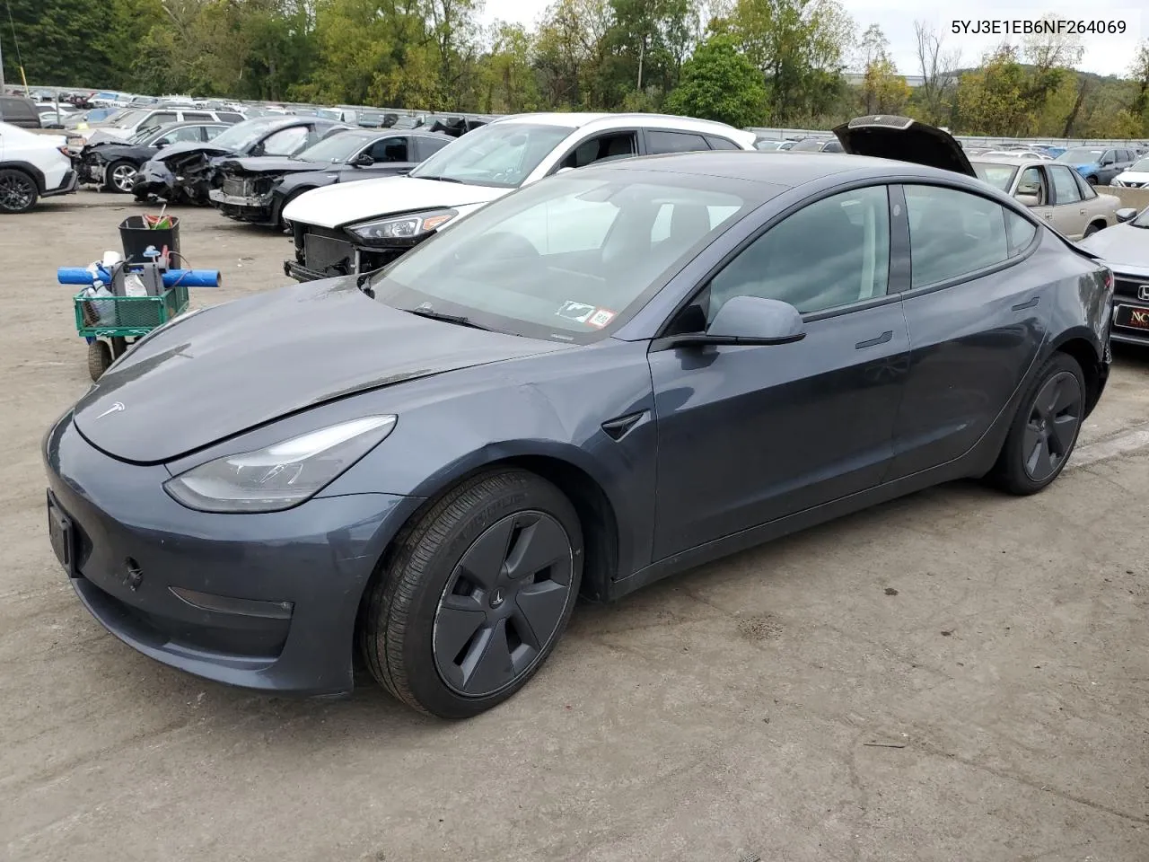 5YJ3E1EB6NF264069 2022 Tesla Model 3