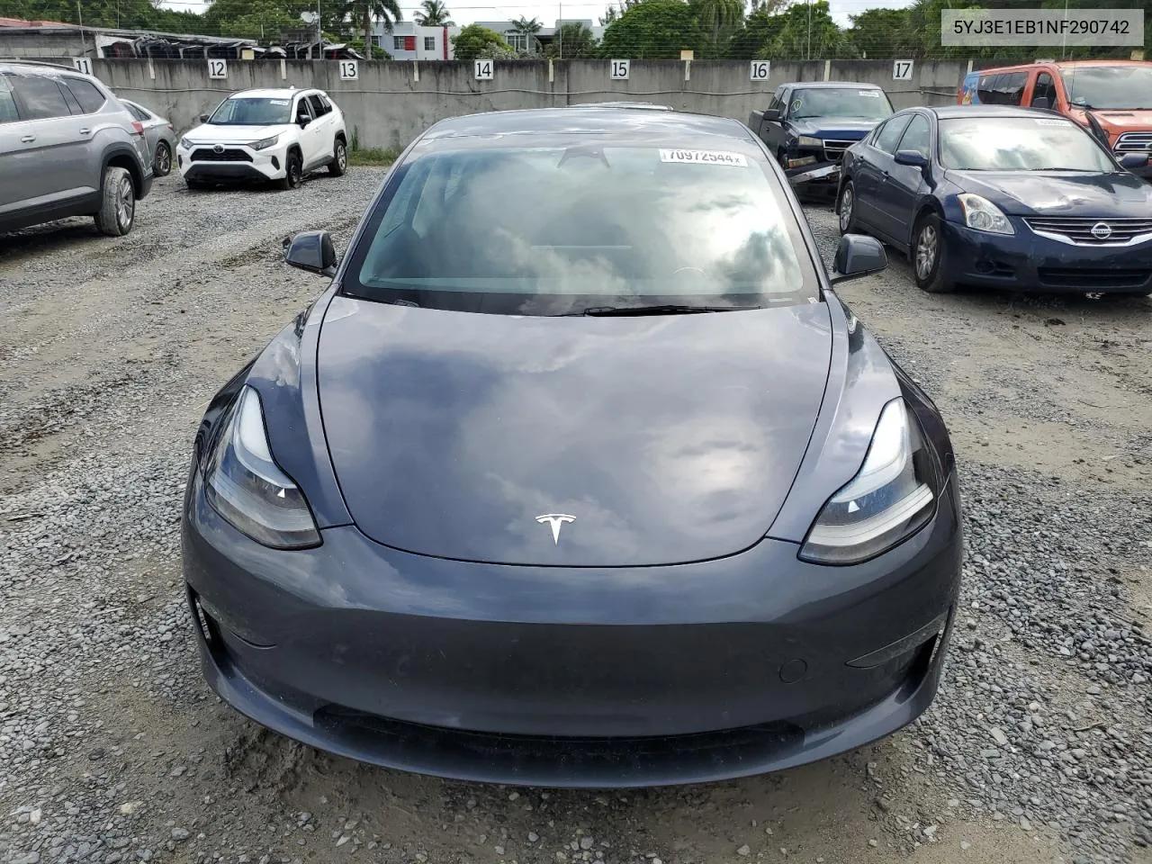 5YJ3E1EB1NF290742 2022 Tesla Model 3