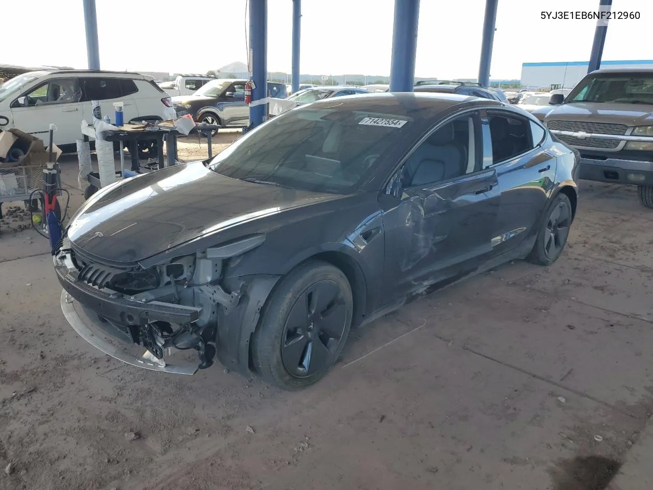 5YJ3E1EB6NF212960 2022 Tesla Model 3