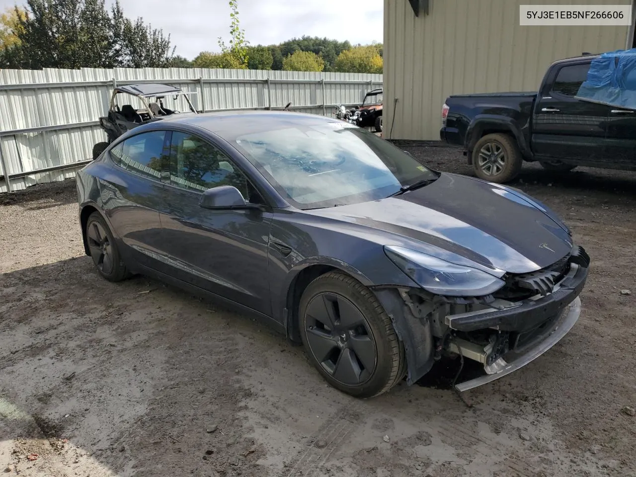 5YJ3E1EB5NF266606 2022 Tesla Model 3