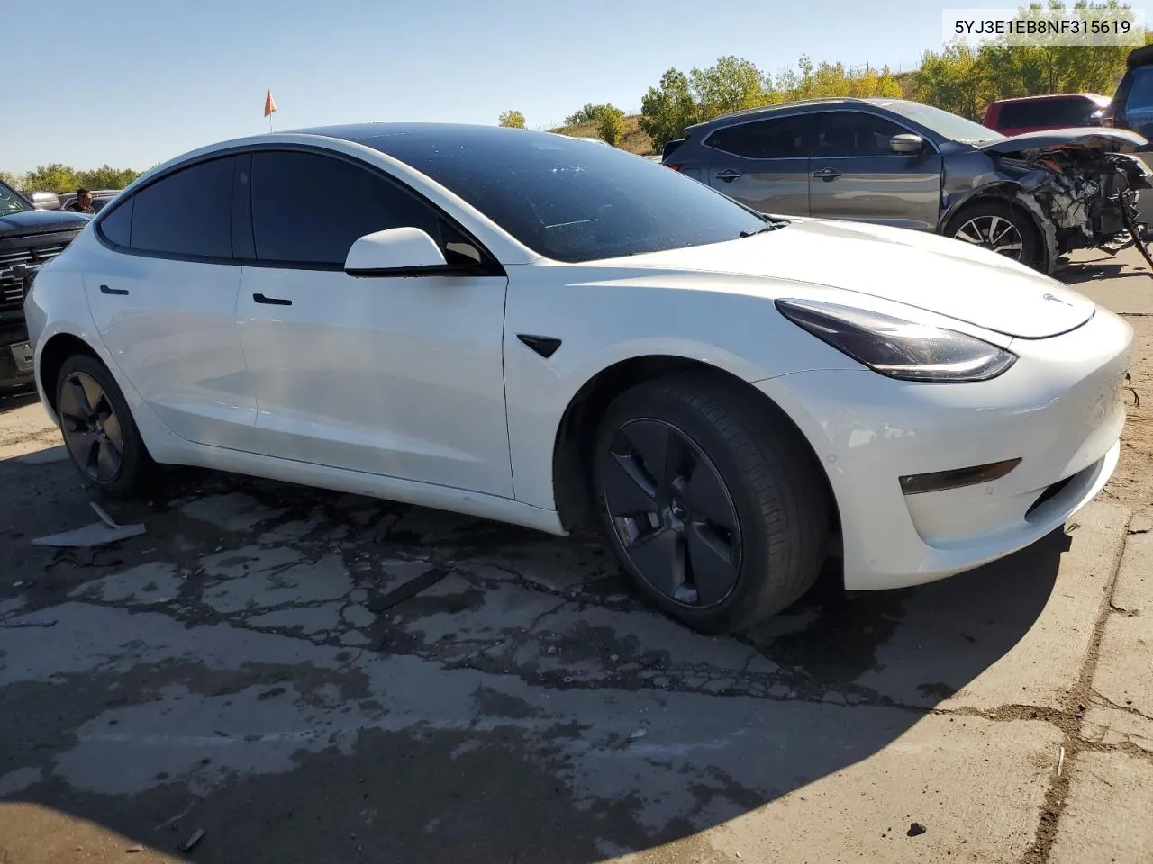 5YJ3E1EB8NF315619 2022 Tesla Model 3