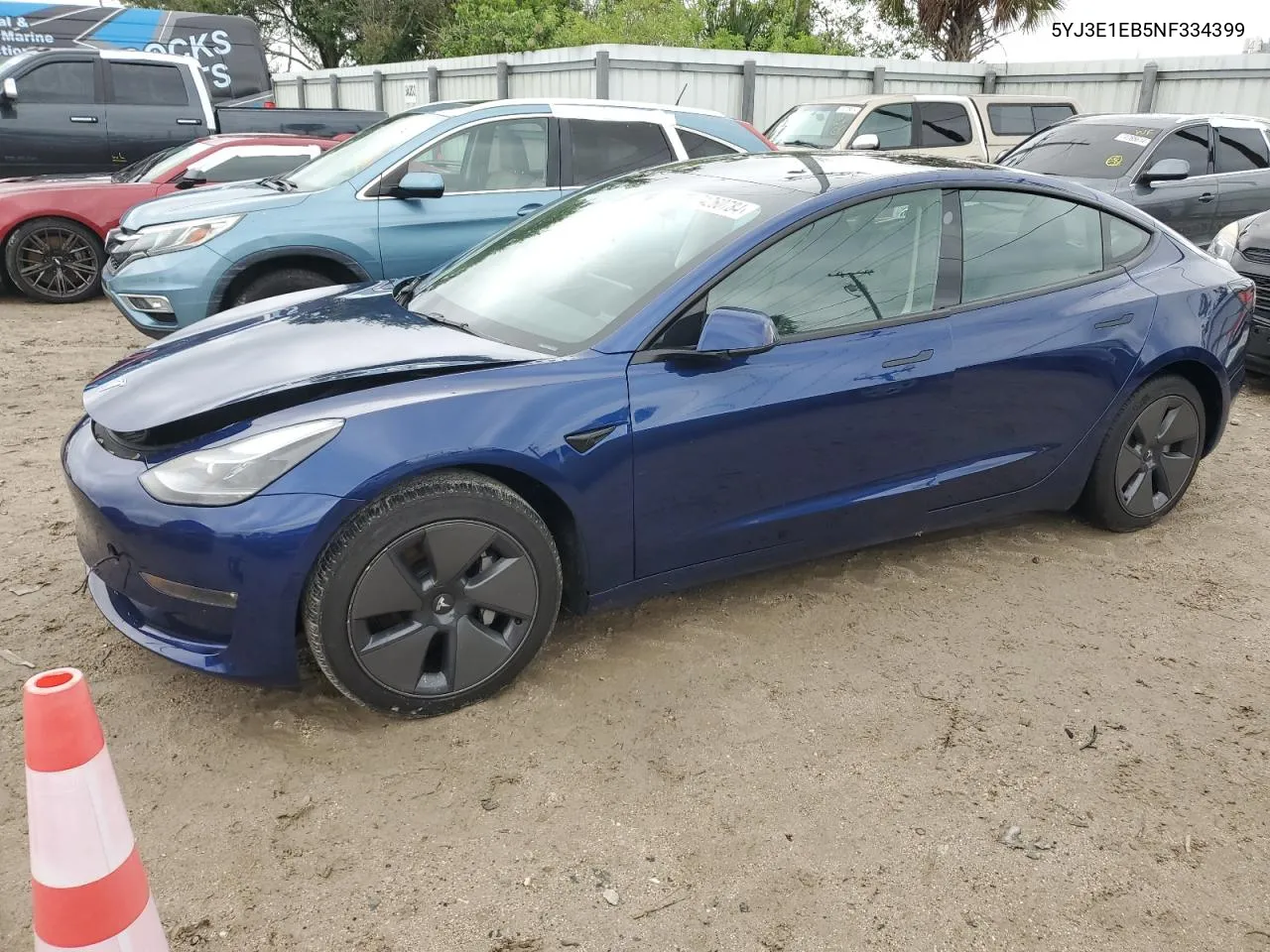 5YJ3E1EB5NF334399 2022 Tesla Model 3