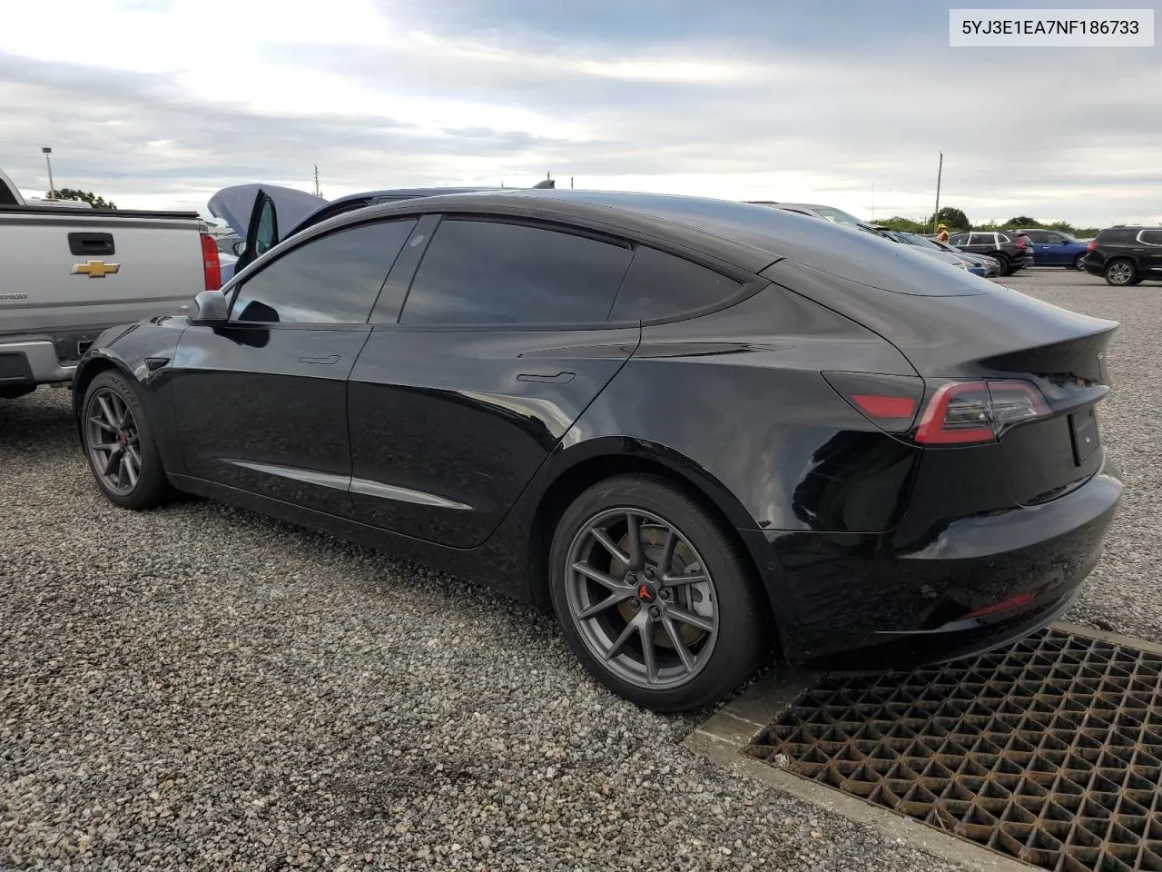 5YJ3E1EA7NF186733 2022 Tesla Model 3