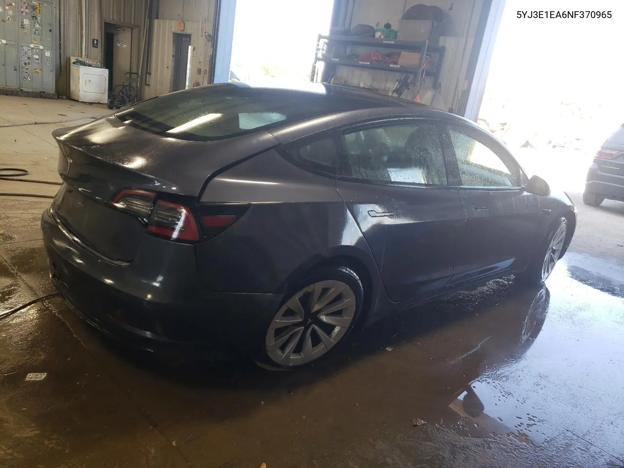 2022 Tesla Model 3 VIN: 5YJ3E1EA6NF370965 Lot: 75391534