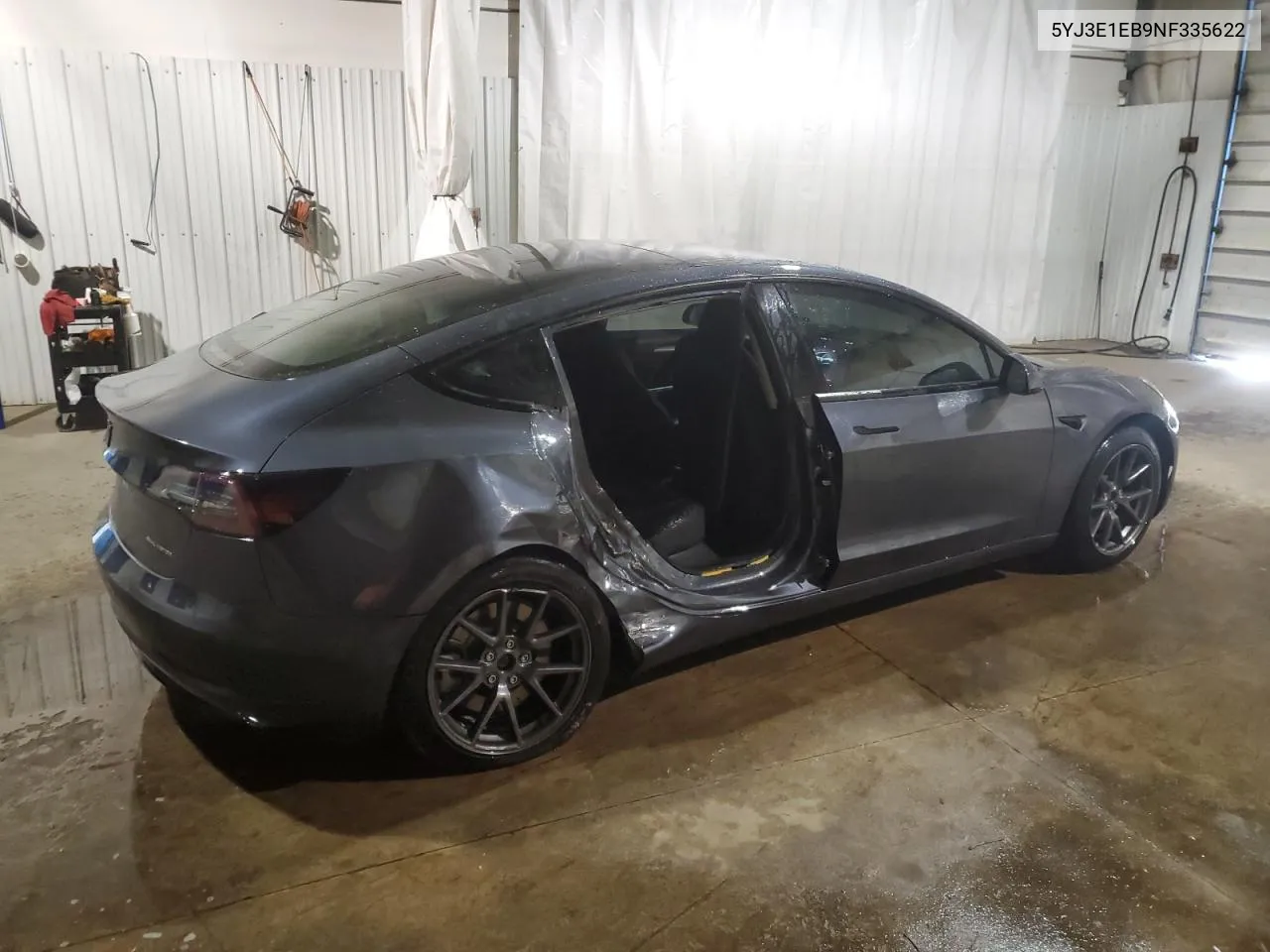 2022 Tesla Model 3 VIN: 5YJ3E1EB9NF335622 Lot: 76479354