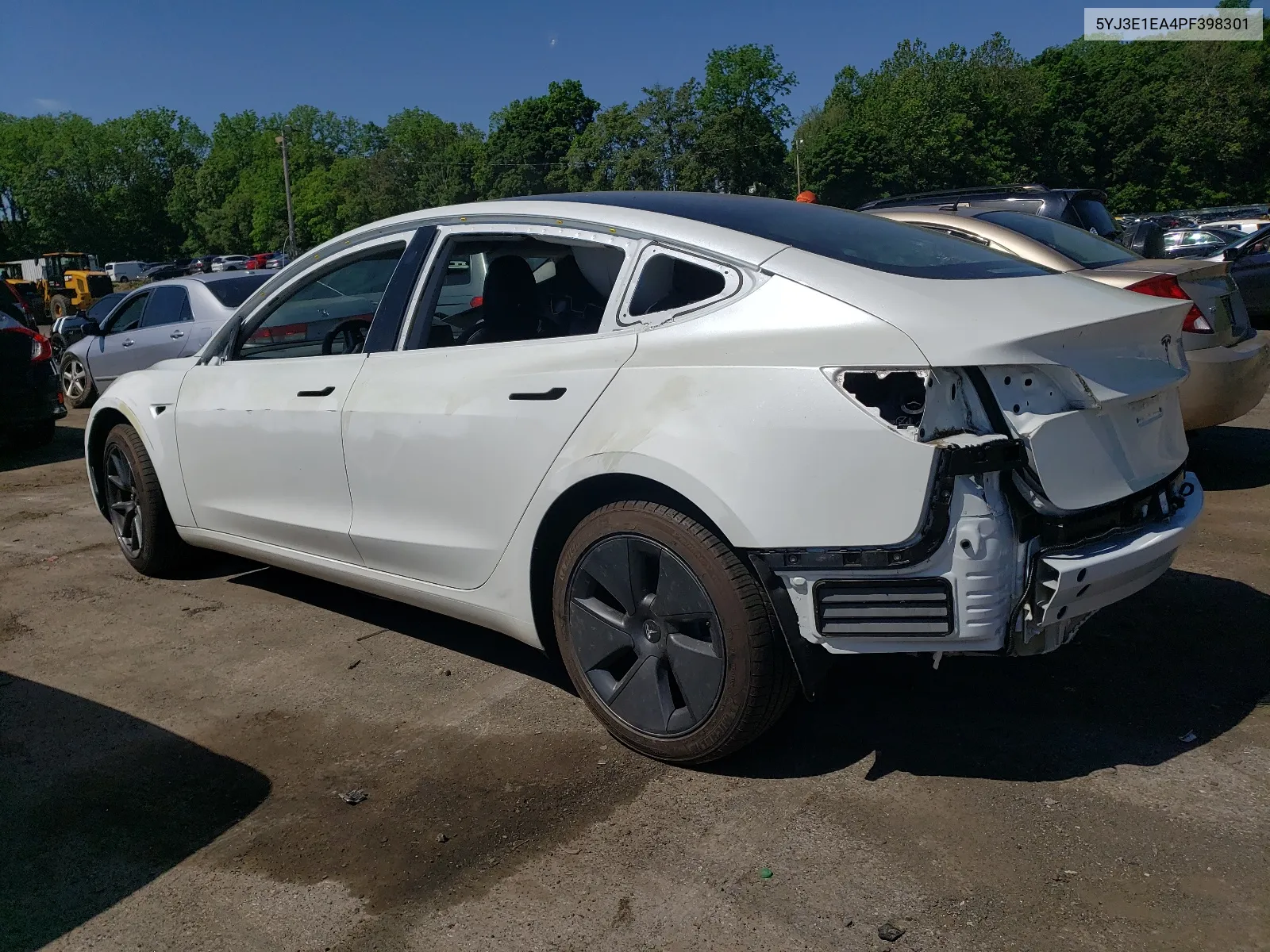 5YJ3E1EA4PF398301 2023 Tesla Model 3