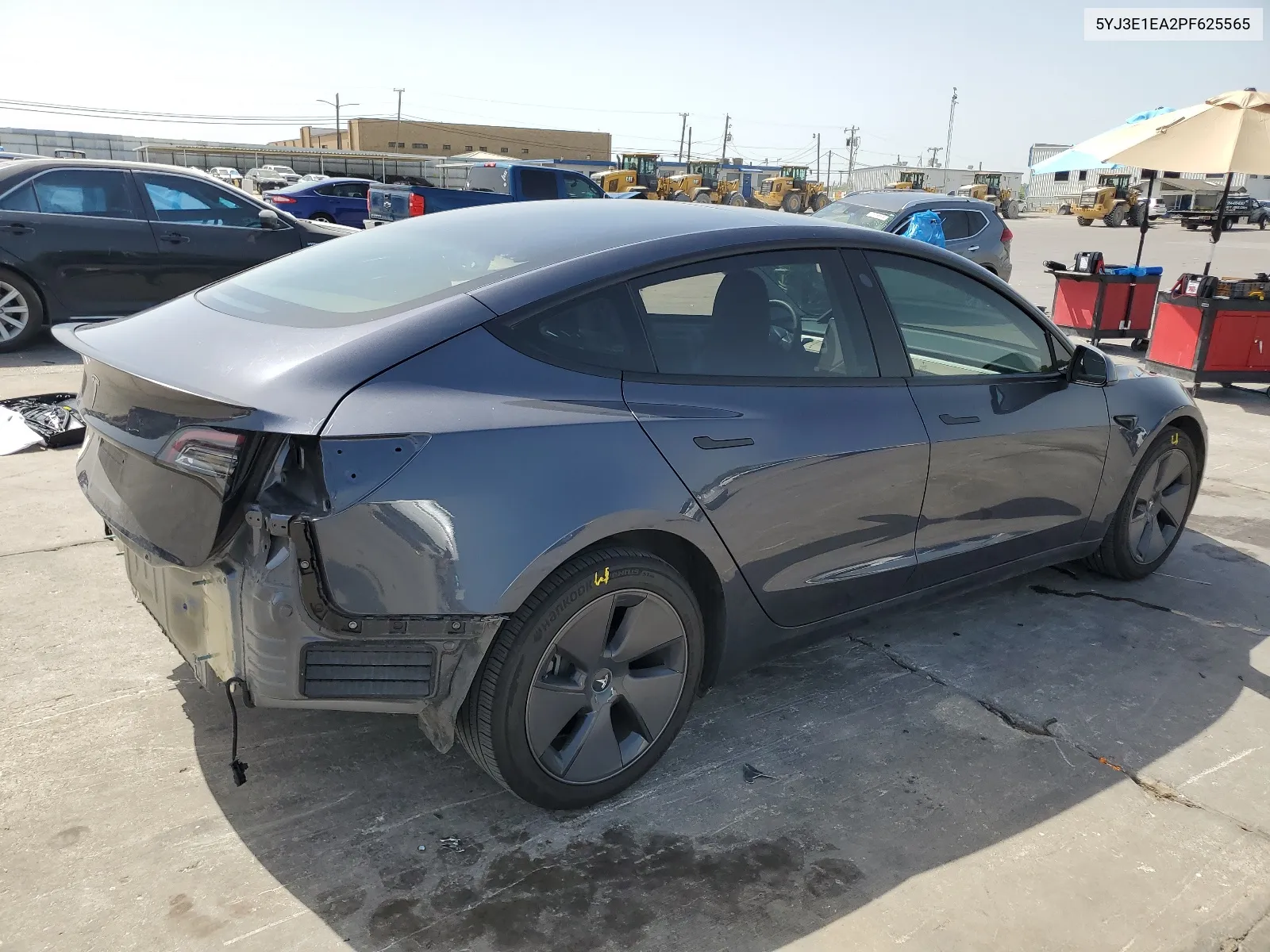 5YJ3E1EA2PF625565 2023 Tesla Model 3