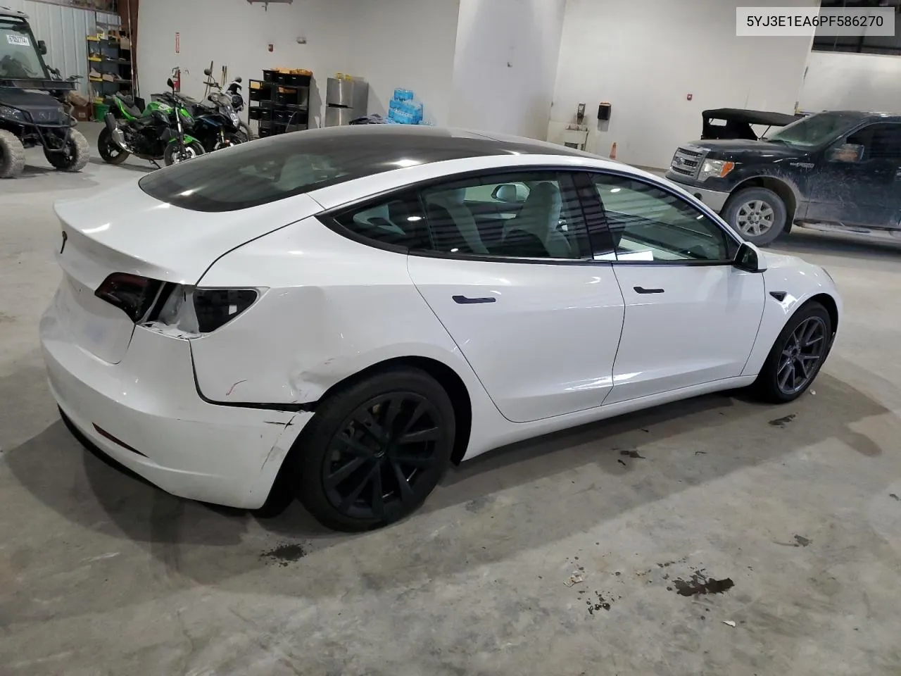 5YJ3E1EA6PF586270 2023 Tesla Model 3