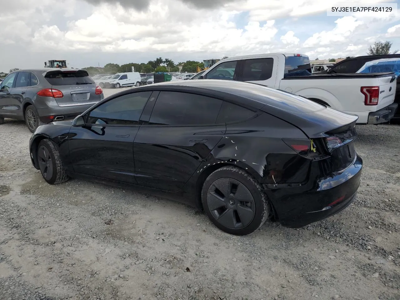 5YJ3E1EA7PF424129 2023 Tesla Model 3