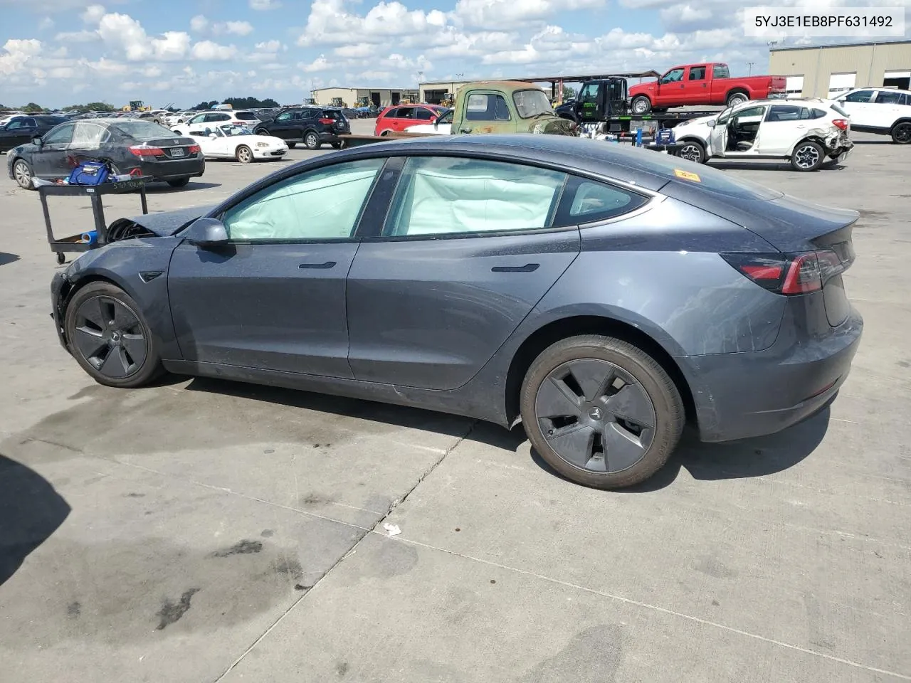 5YJ3E1EB8PF631492 2023 Tesla Model 3