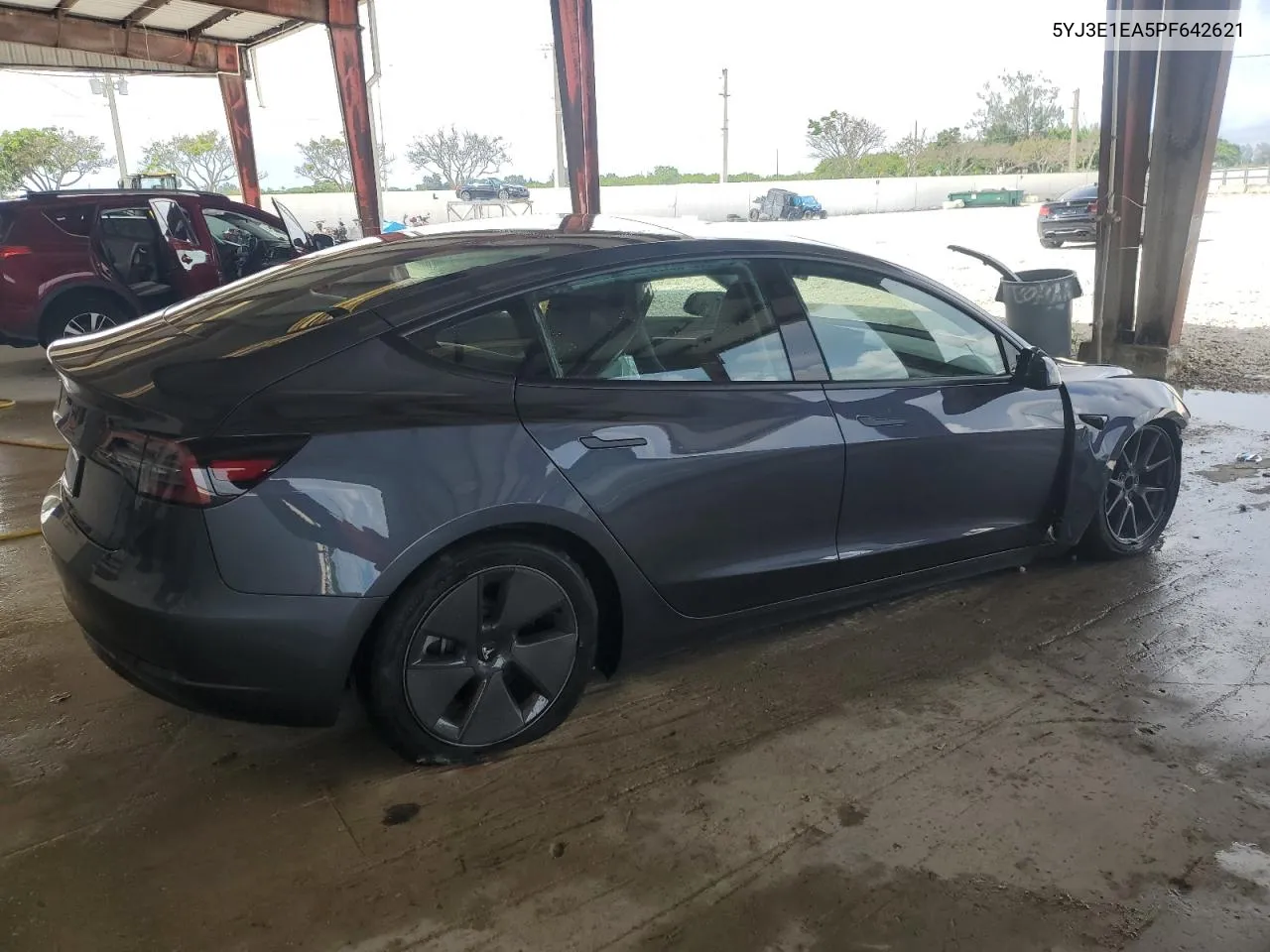 2023 Tesla Model 3 VIN: 5YJ3E1EA5PF642621 Lot: 70047884