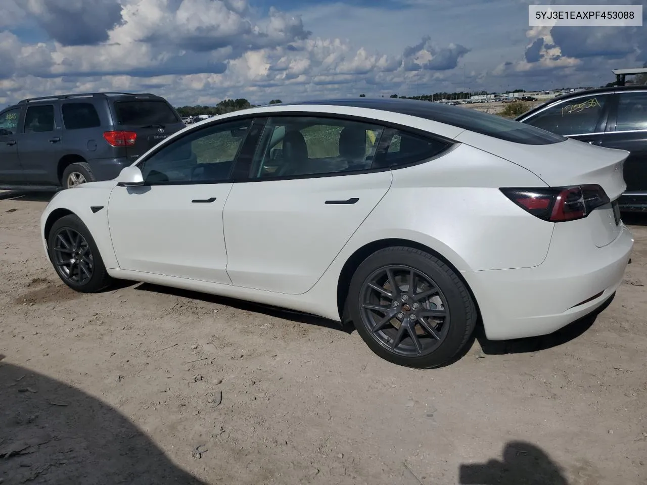 5YJ3E1EAXPF453088 2023 Tesla Model 3