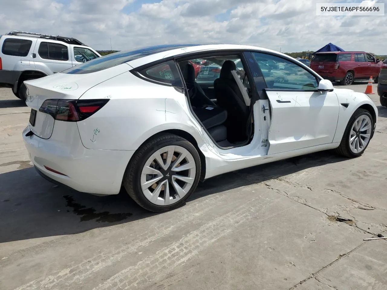 5YJ3E1EA6PF566696 2023 Tesla Model 3