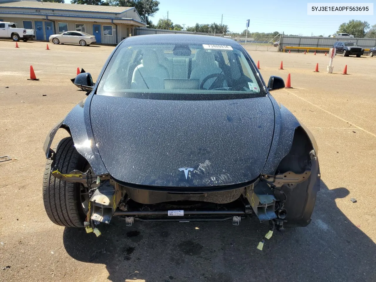 5YJ3E1EA0PF563695 2023 Tesla Model 3