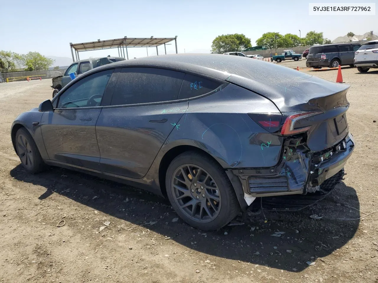 5YJ3E1EA3RF727962 2024 Tesla Model 3