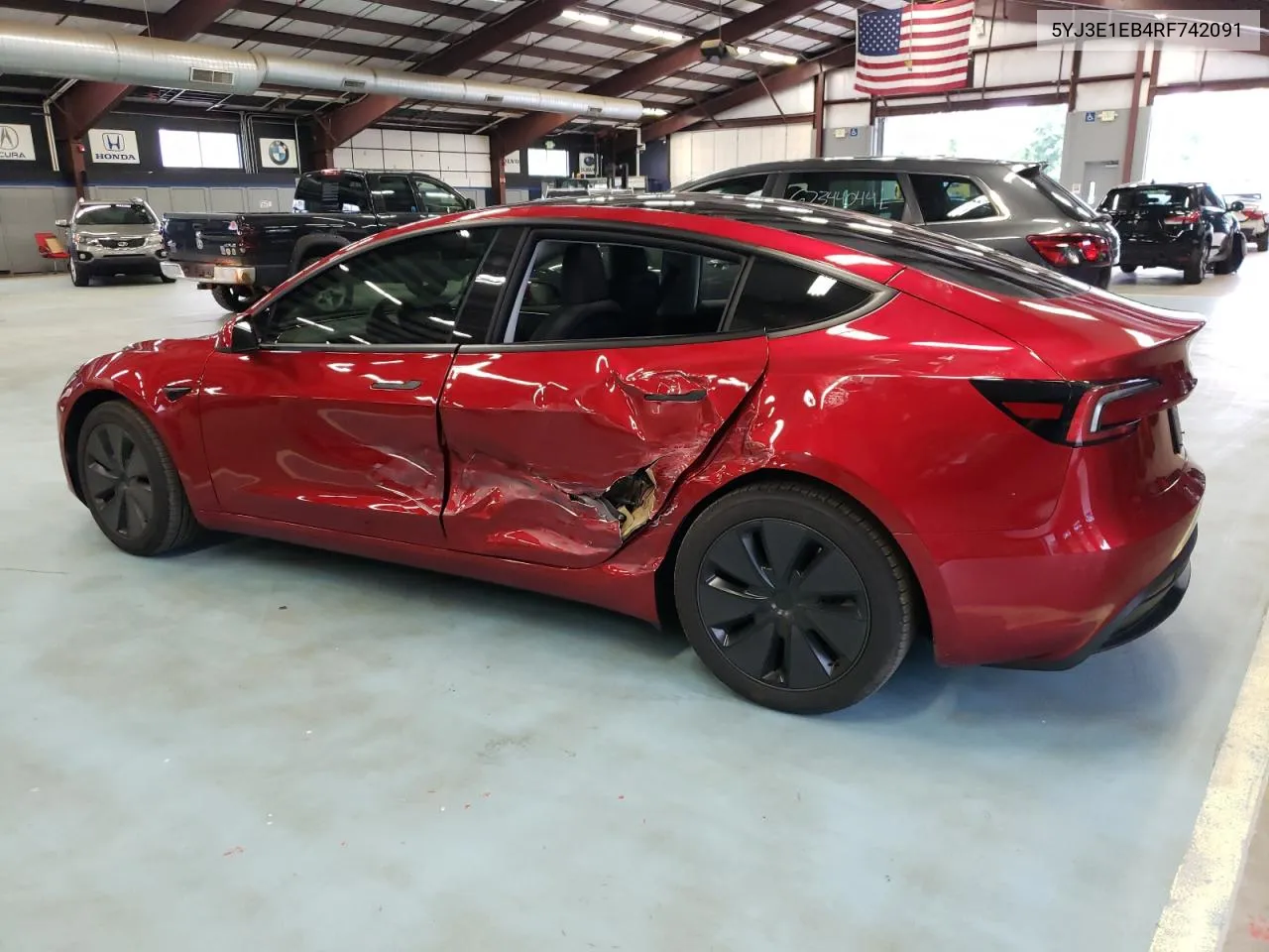 5YJ3E1EB4RF742091 2024 Tesla Model 3