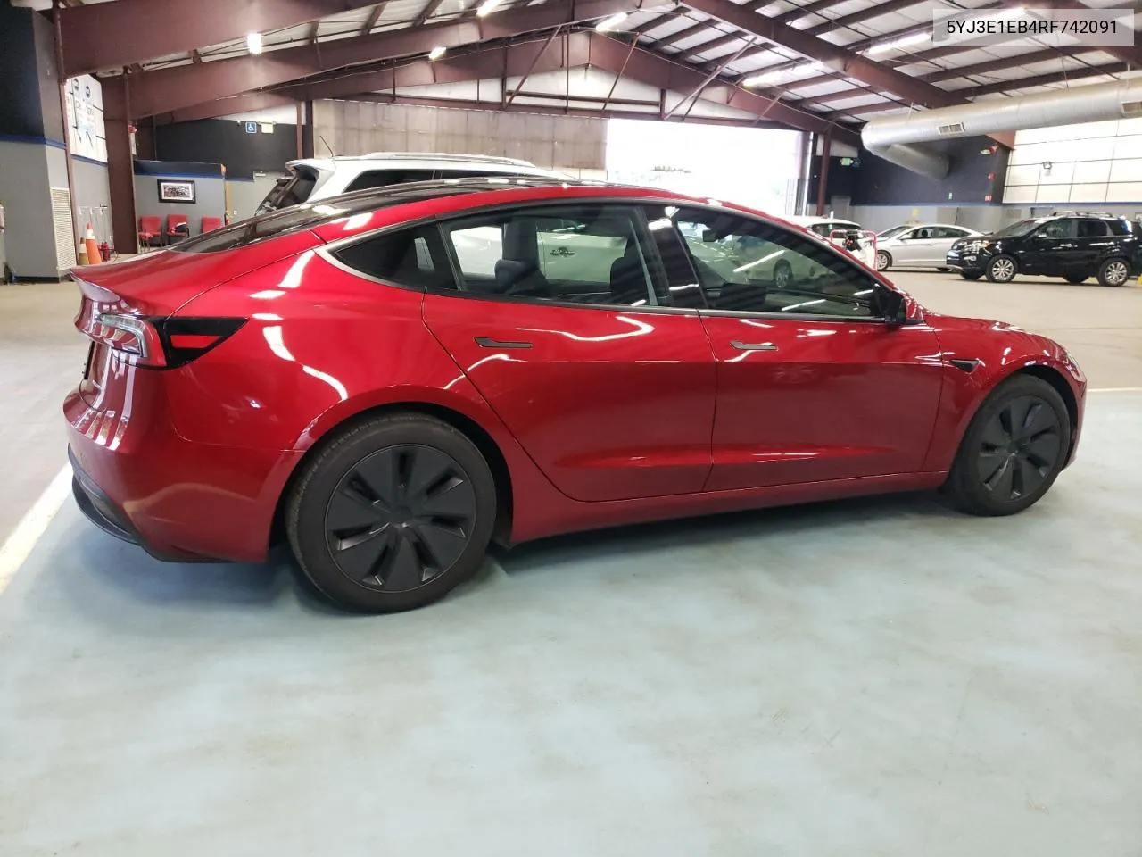 5YJ3E1EB4RF742091 2024 Tesla Model 3