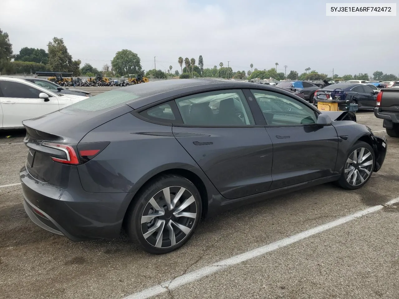 5YJ3E1EA6RF742472 2024 Tesla Model 3