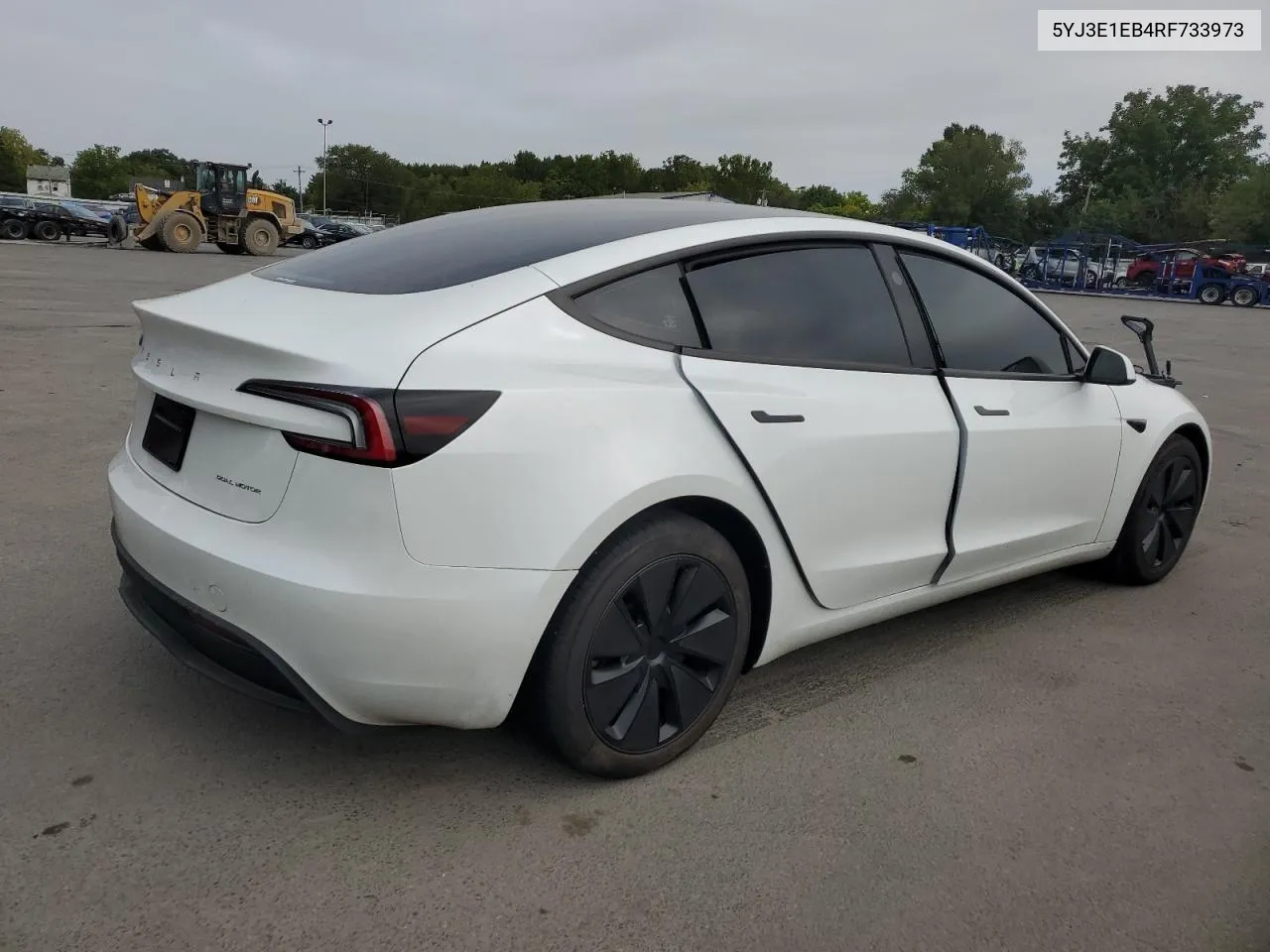 5YJ3E1EB4RF733973 2024 Tesla Model 3