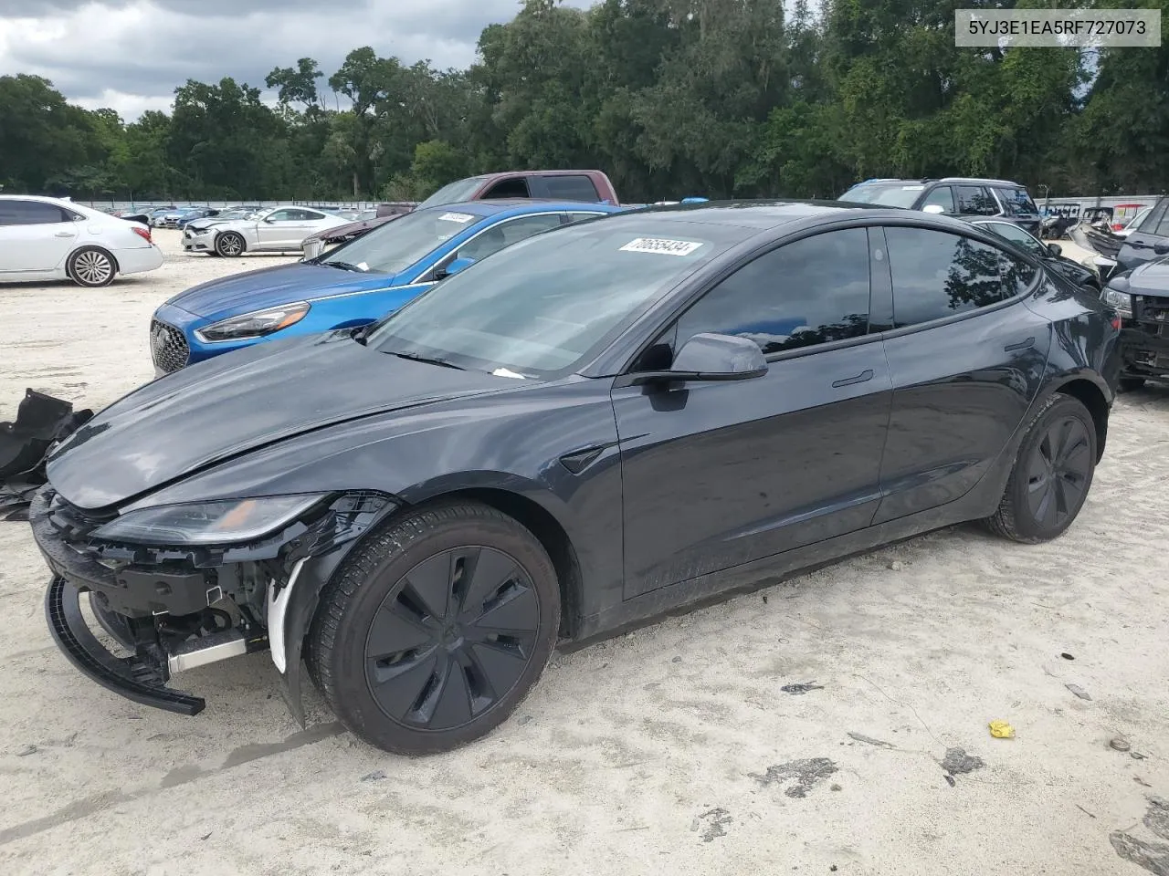 5YJ3E1EA5RF727073 2024 Tesla Model 3