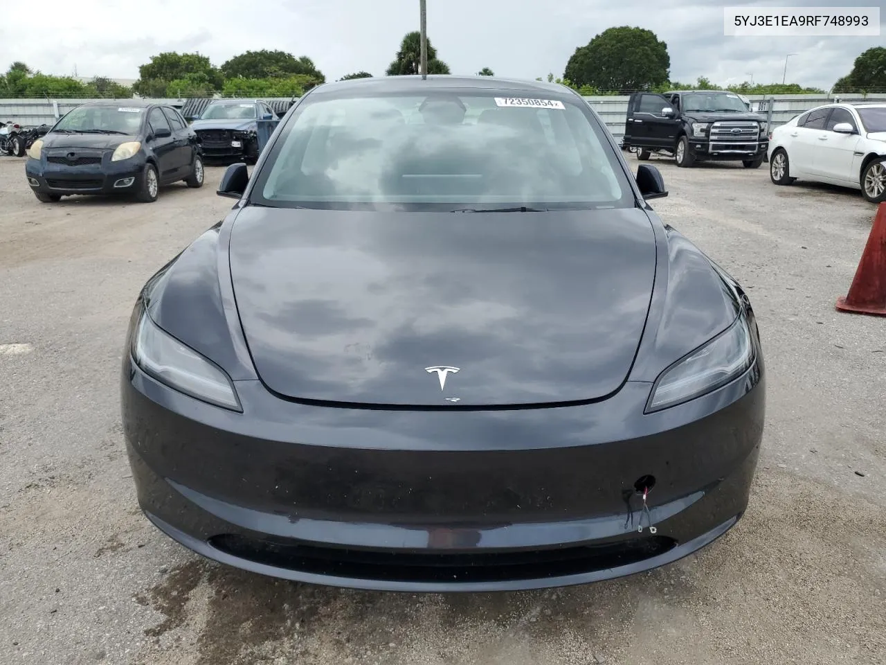 2024 Tesla Model 3 VIN: 5YJ3E1EA9RF748993 Lot: 72350854