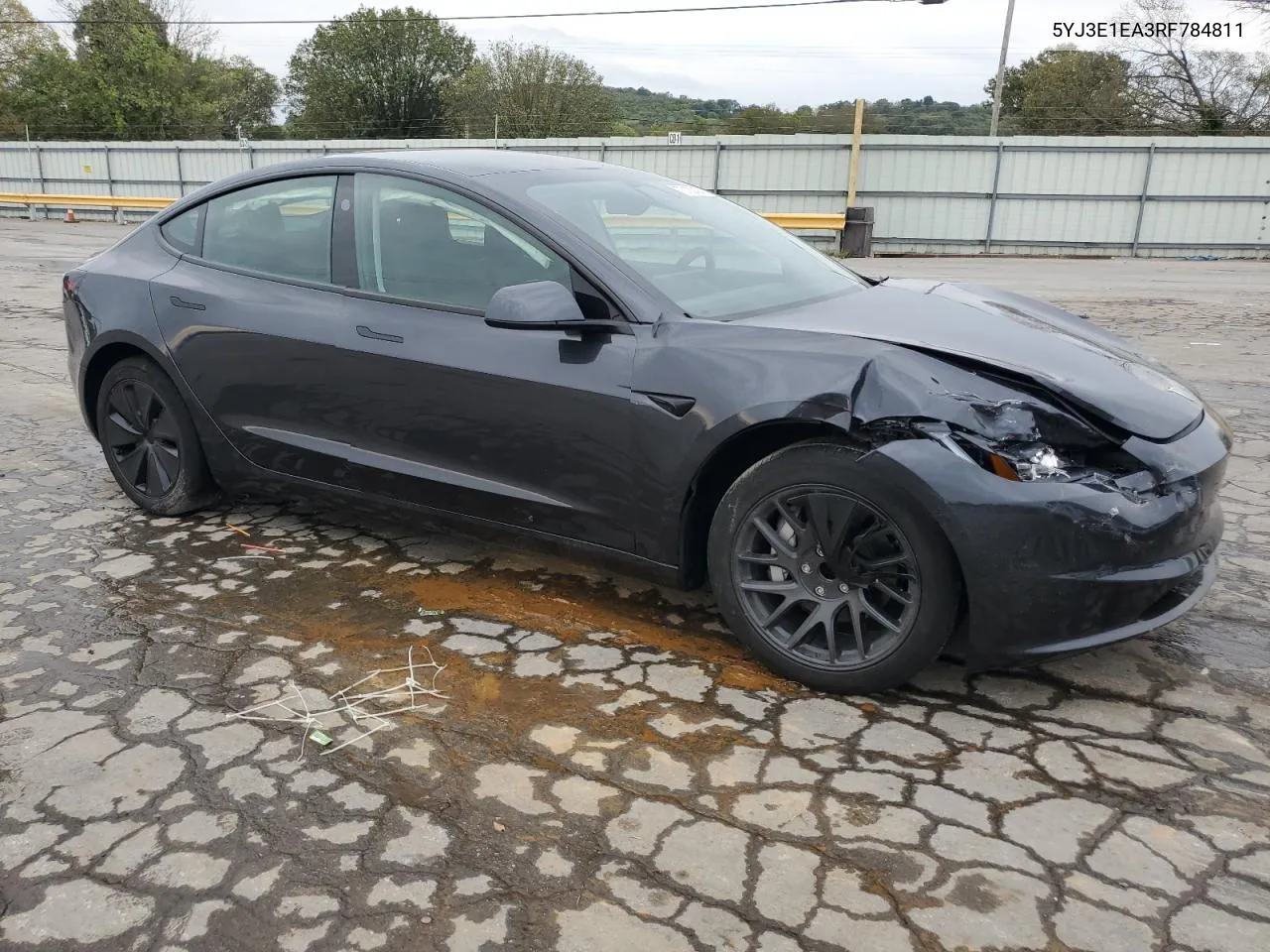 5YJ3E1EA3RF784811 2024 Tesla Model 3