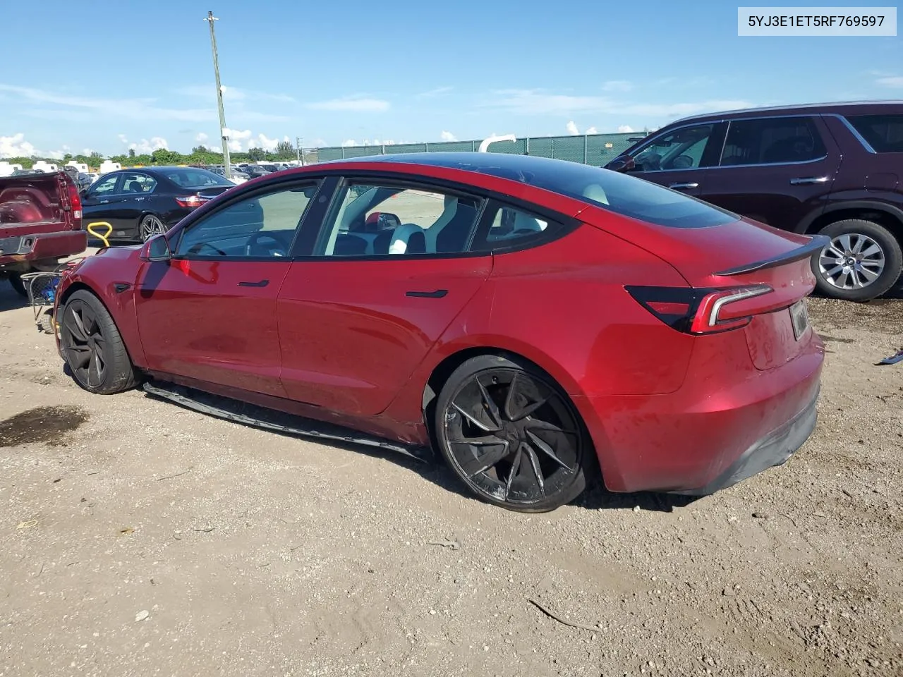 5YJ3E1ET5RF769597 2024 Tesla Model 3