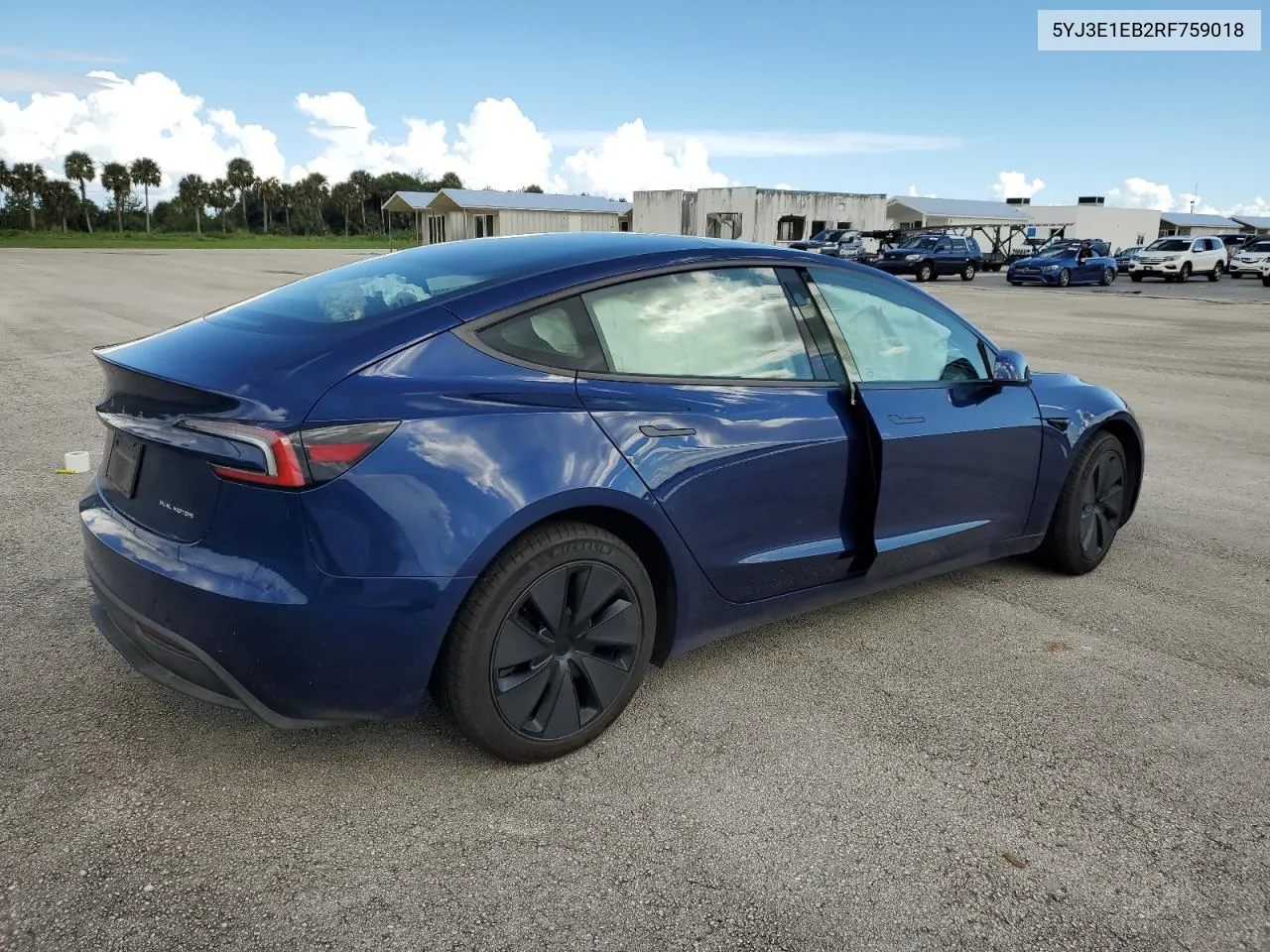 5YJ3E1EB2RF759018 2024 Tesla Model 3