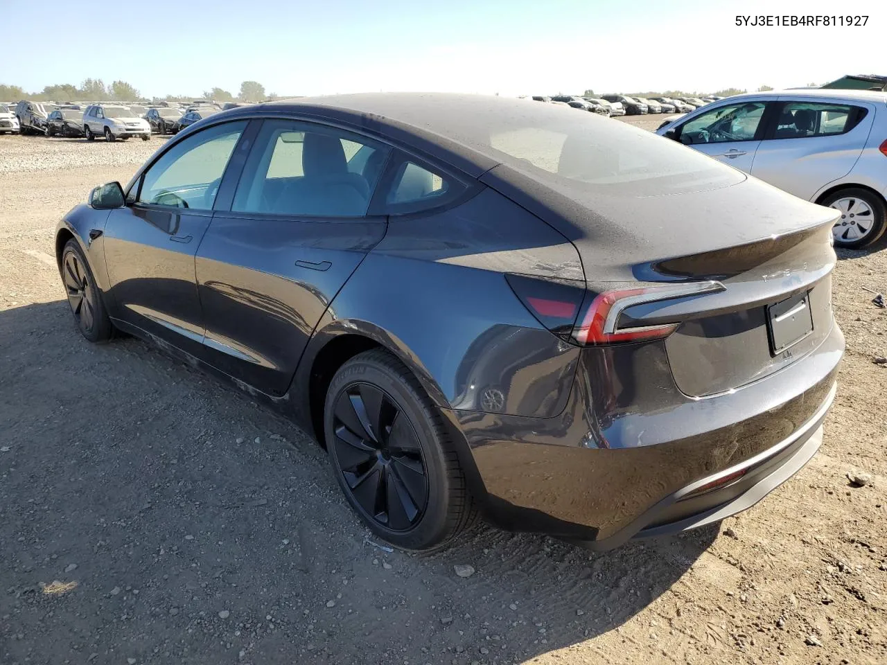 2024 Tesla Model 3 VIN: 5YJ3E1EB4RF811927 Lot: 74086174