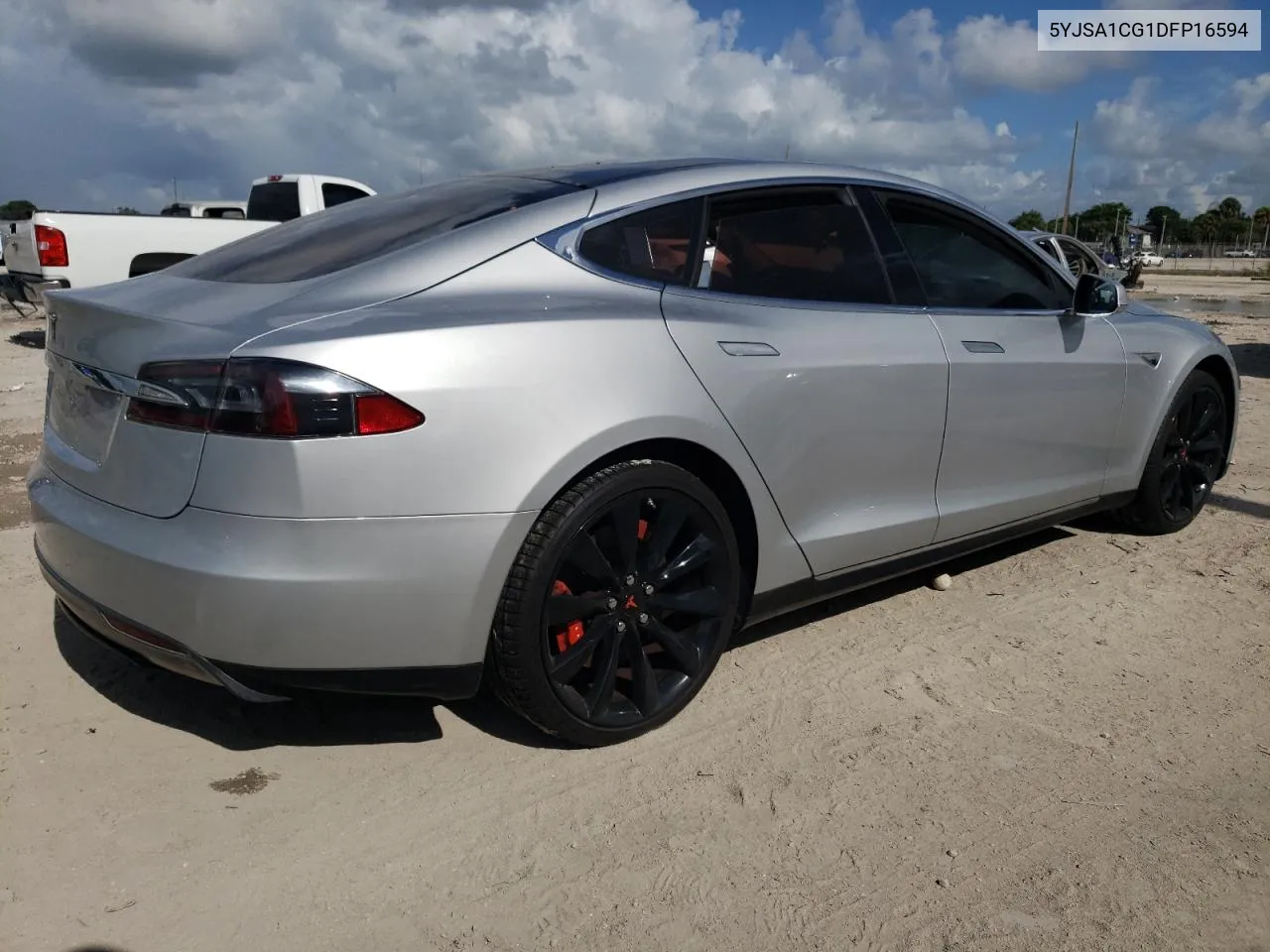 2013 Tesla Model S VIN: 5YJSA1CG1DFP16594 Lot: 69311364