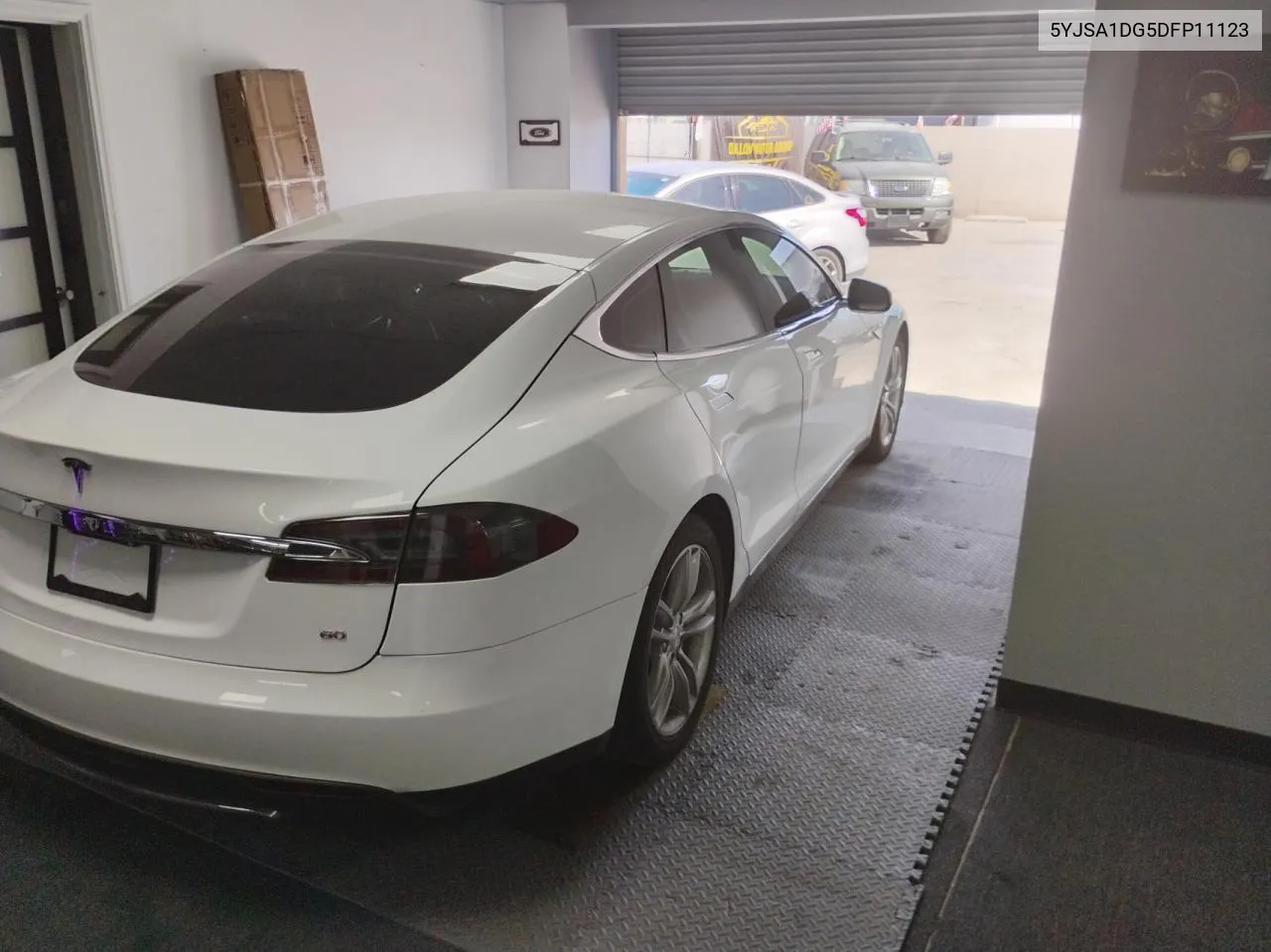 5YJSA1DG5DFP11123 2013 Tesla Model S