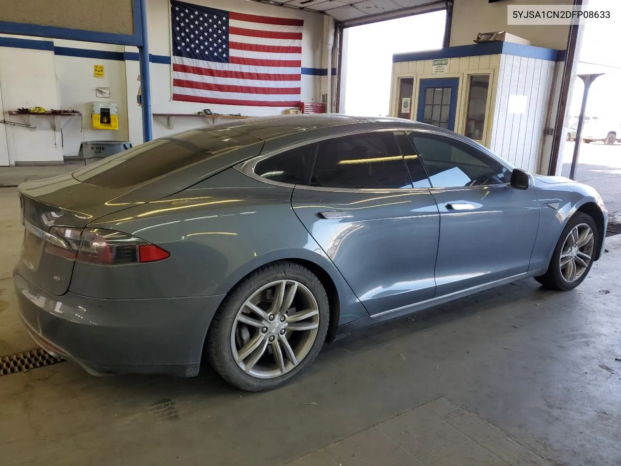 2013 Tesla Model S VIN: 5YJSA1CN2DFP08633 Lot: 75752784