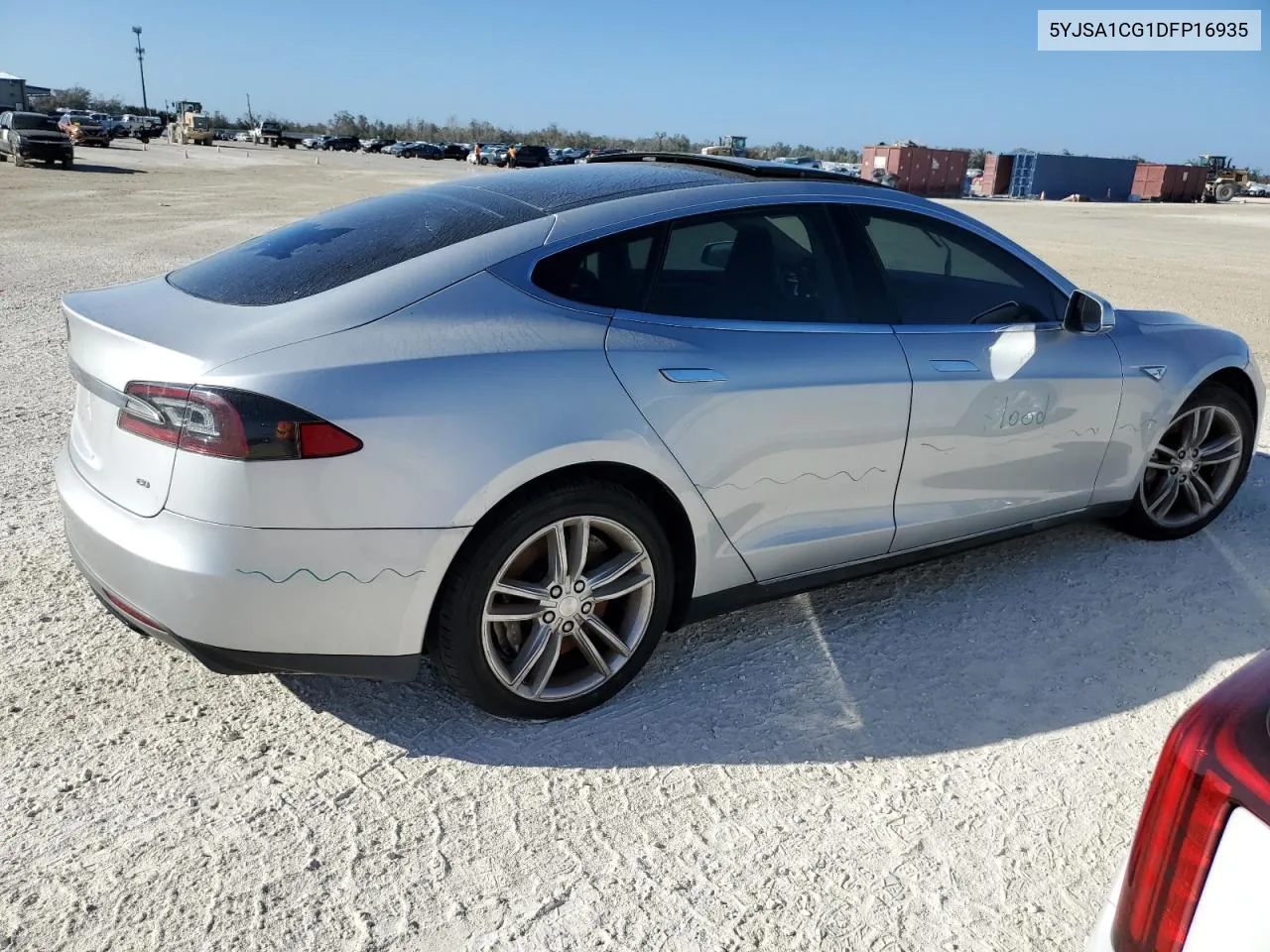 2013 Tesla Model S VIN: 5YJSA1CG1DFP16935 Lot: 76892224