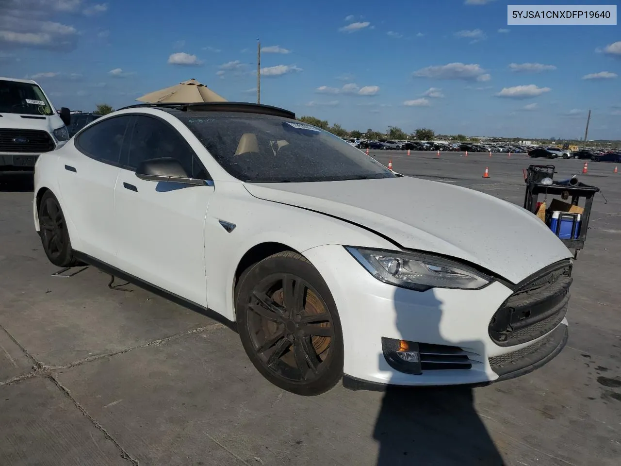 2013 Tesla Model S VIN: 5YJSA1CNXDFP19640 Lot: 76920014