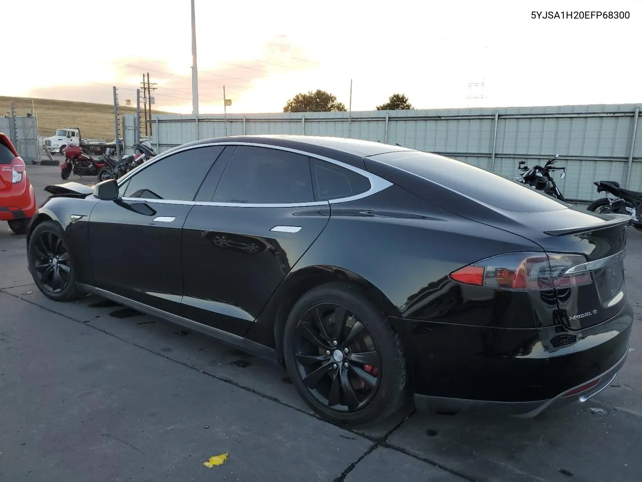 2014 Tesla Model S VIN: 5YJSA1H20EFP68300 Lot: 74592544