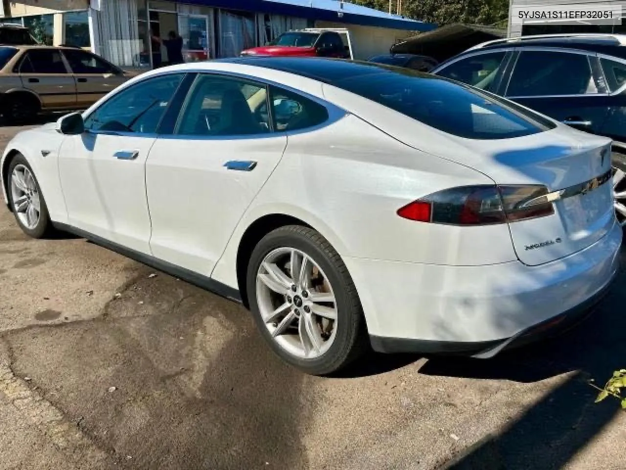 2014 Tesla Model S VIN: 5YJSA1S11EFP32051 Lot: 80589574