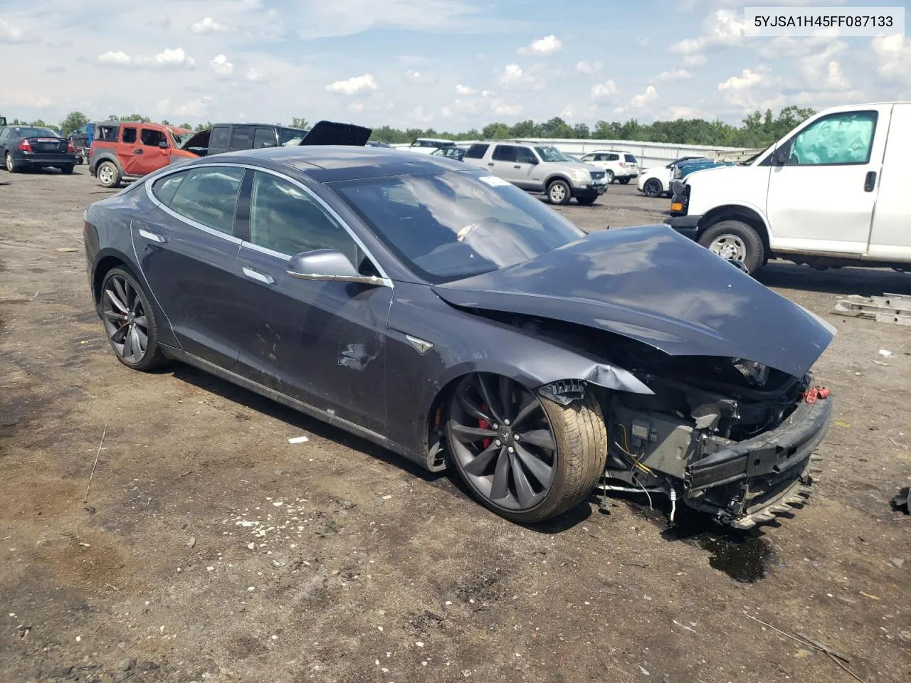 2015 Tesla Model S P85D VIN: 5YJSA1H45FF087133 Lot: 62079204